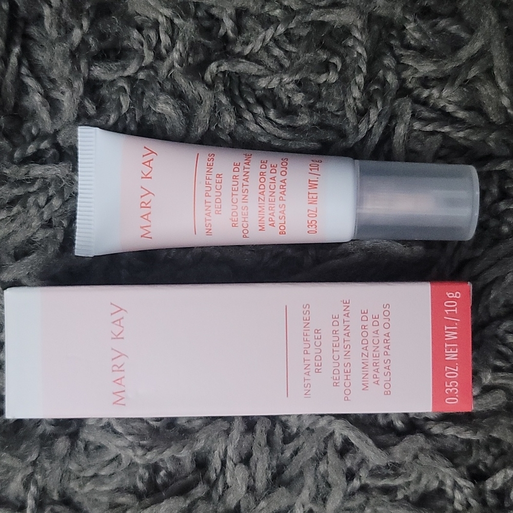 👀NIB MaryKay Instant Puffiness Reducer👀